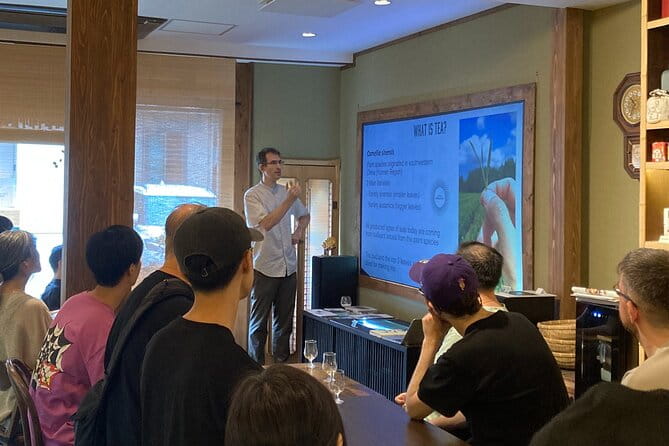 Japanese Tea Discovery Experience at Famous Tea House in Kyoto - Transportation and Getting There