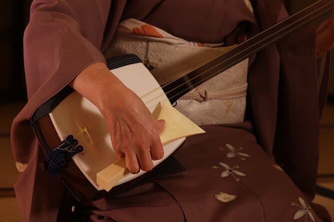 Japanese Traditional Exclusive Geiko Experience in Kyoto - Meeting Point and Logistics