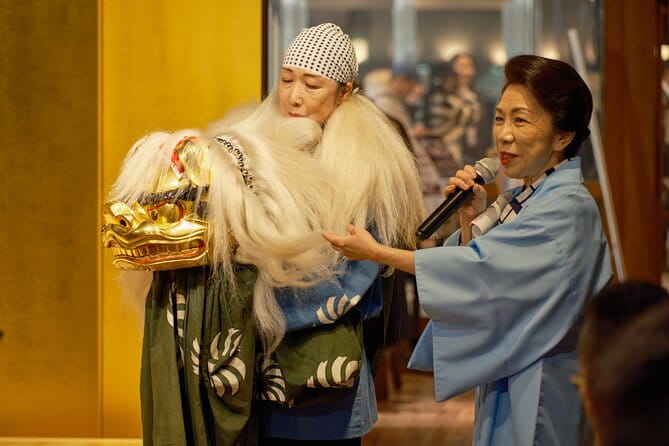 Japanese Traditional Shishimai Dance and Private Hokkaido Dinner - Meeting and Pickup