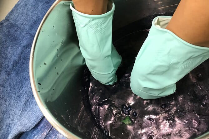 Japans Indigo Dyeing Experience - Bring Your Own Cloth to Dye - Participant Requirements