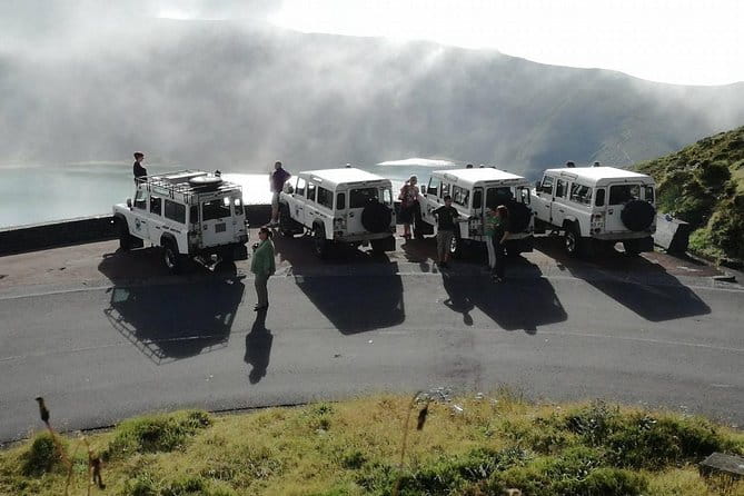 Jeep Tour Full Day Sete Cidades & Lagoa do Fogo with lunch and drinks included. - FAQ