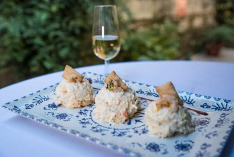 Jerez: Flamenco Show and Menú at Tablao Puro Arte 2025 - Key points / Takeaways