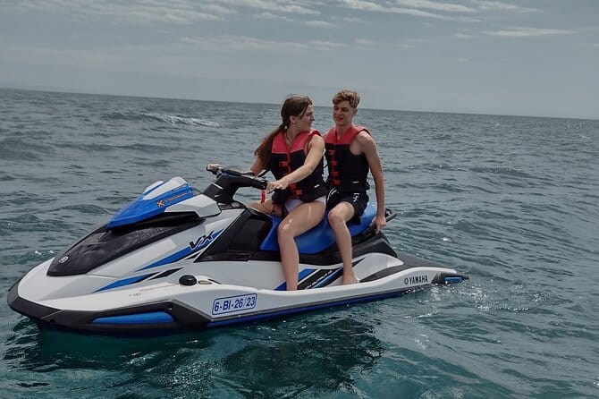 Jet Ski Rental - Practical Tips for Booking and Enjoying