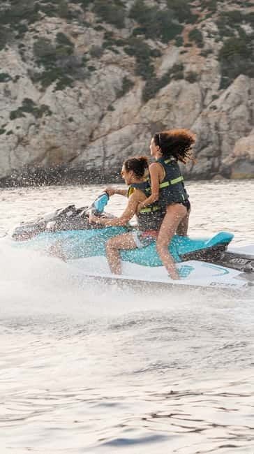 Jet Ski Sunset Andratx - Starting with a bang: The thrill of zipping along Mallorca’s coast