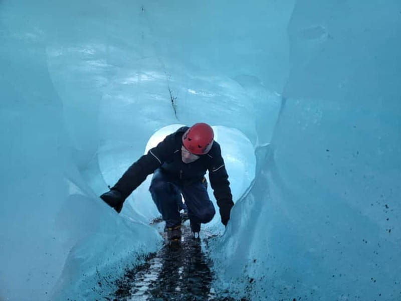 Jökulsárlón: Vatnajökull Glacier Ice Cave Tour by Super Jeep - Price and Logistics