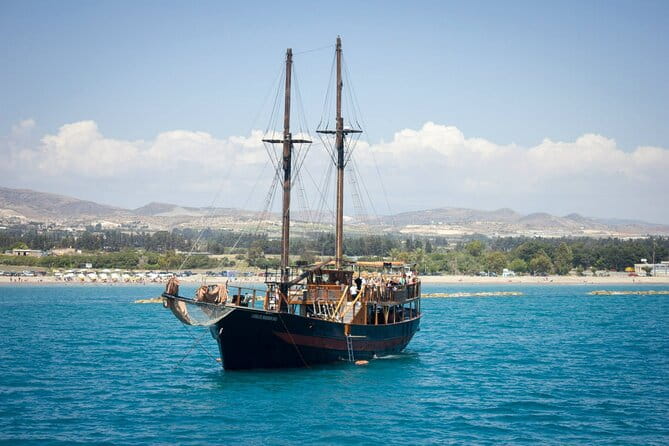 Jolly Roger | Pirates Adventure Cruise - Setting Sail: An Introduction to the Pirate Adventure