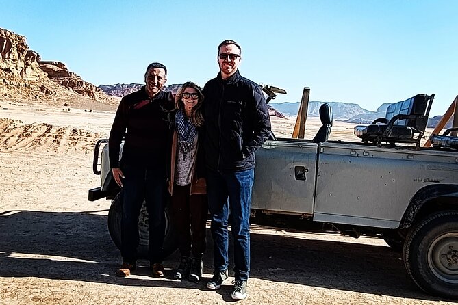 Jordan Tour: Private Driver - Luxurious Car - Personalized Itinerary Options