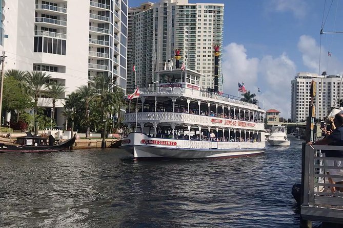 Jungle Queen Riverboat 90-Minute Narrated Sightseeing Cruise in Fort Lauderdale - Cruise Experience Highlights