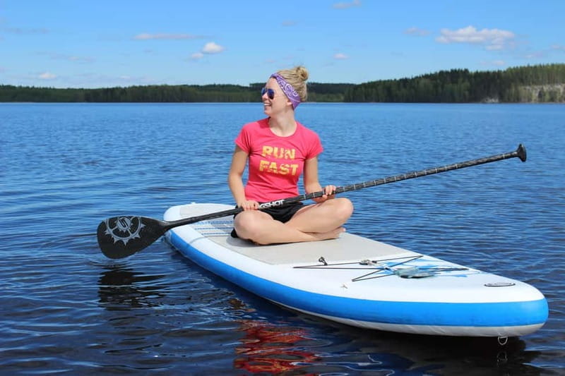 Jyväskylä: Stand-Up Paddleboard Rental on Lake Jyväsjärvi - A Deep Dive into SUP on Lake Jyväsjärvi