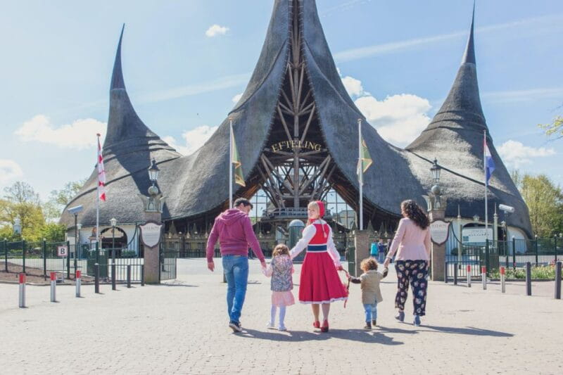 Kaatsheuvel: Efteling Theme Park Day Admission Ticket - Live Shows and Spectacular Entertainment