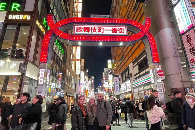 KABUKICHO DEEP TOUR + DINNER & BAR HOP W/Local Certified Guide - Highlights of the Tours Insights and Cultural Experiences