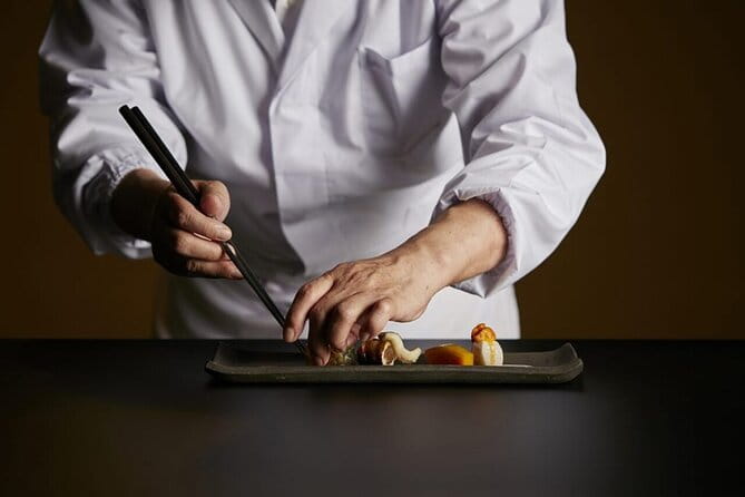 Kaiseki Cuisine and Geisha Play in Hakone - The Geisha Performance