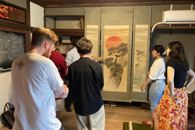 Kakejiku (Hanging Scroll) Historical Art Class in Abeno Osaka - Accessibility and Participation