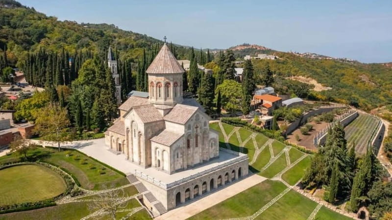 Kakheti: Bodbe, Sighnaghi & Telavi Guided Day Tour - Entering Georgia’s Wine Country
