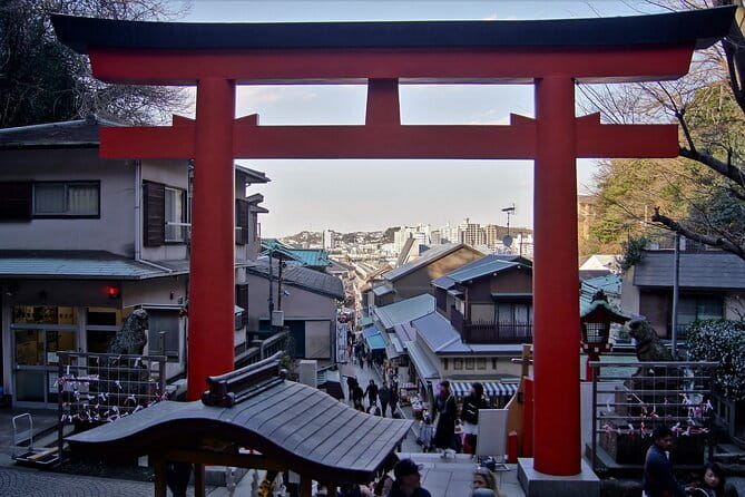 Kamakura & Enoshima 1 Day Bus Tour From Tokyo and Yokohama - Customer Service and Adaptability