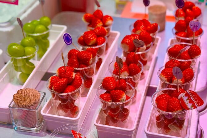 Kanazawa: 2-Hour Private Tour of Omicho Market With Tastings - Meeting Point and Tour Logistics