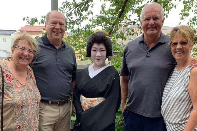 Kanazawa Full Day Tour (Private Guide) - Tour Inclusions and Exclusions