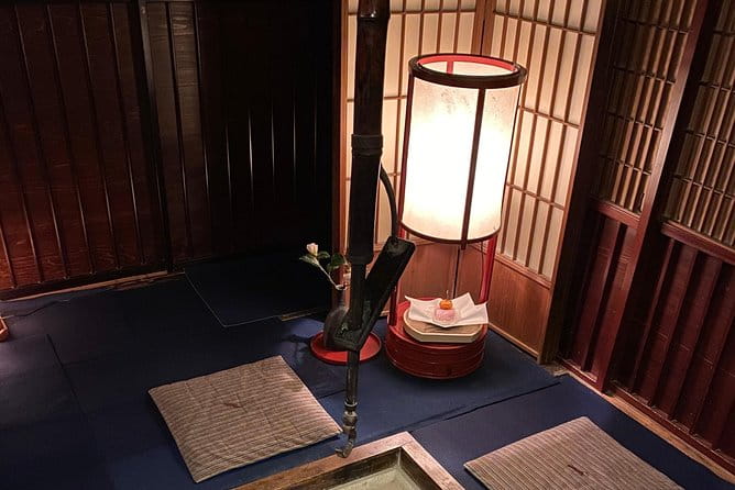 Kanazawa Half-day Historical Walking Tour - Key Points