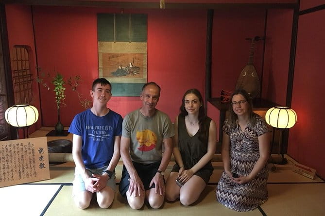 Kanazawa Highlights Tour Including Kenrokuen Garden - Exploring Kenrokuen Garden