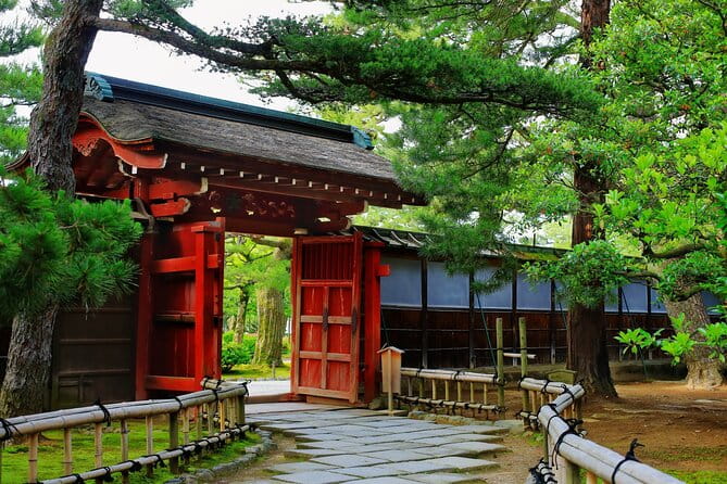 Kanazawa Must-See Spots Full Day Tour - Important Information for Travelers
