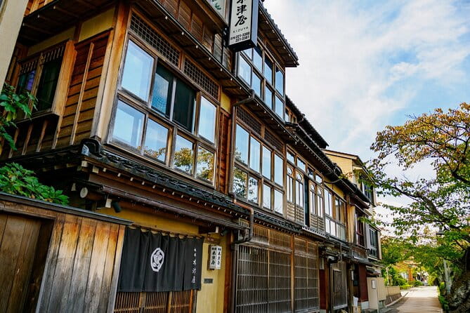 Kanazawa Must-See Spots Full Day Tour - How to Reserve Your Spot