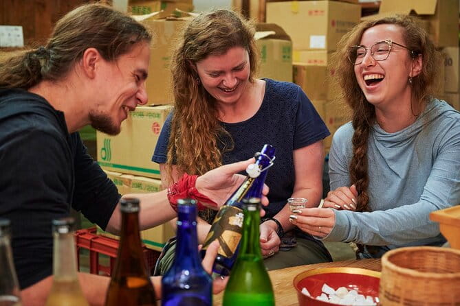 Kanazawa Private 3 Hour Bar Hopping Tour With Local Guide - Key Points