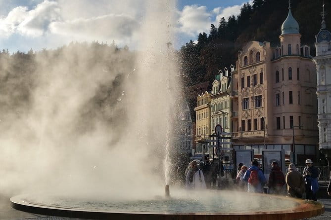 Karlovy Vary day trip from Prague with lunch - Logistics and Practicalities