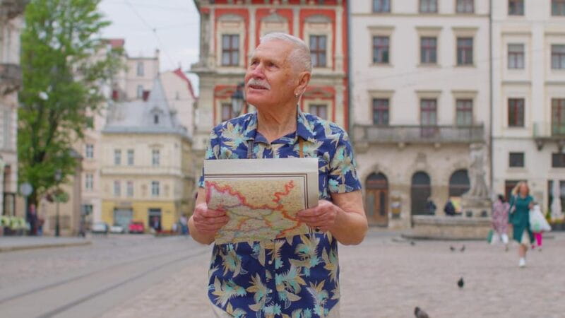 Karlsruhe: Express Walk with a Local in 90 minutes - Exploring Karlsruhe: A City of Contrasts and Charm