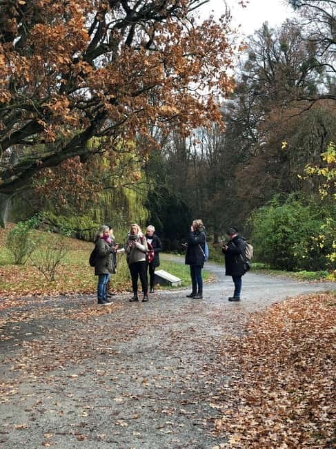 Kassel: Escape City Tour  Mysterious tour with a story - Exploring Kassel’s Bergpark Wilhelmshöhe: A Two-Hour Detective Adventure