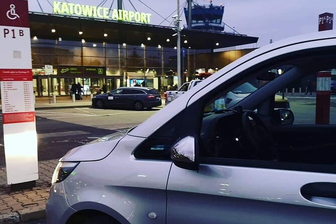 Katowice KTW Airport - Kraków City/KrakówAirport Private Transfer - Full Review — The Practicalities of a Stress-Free Transfer