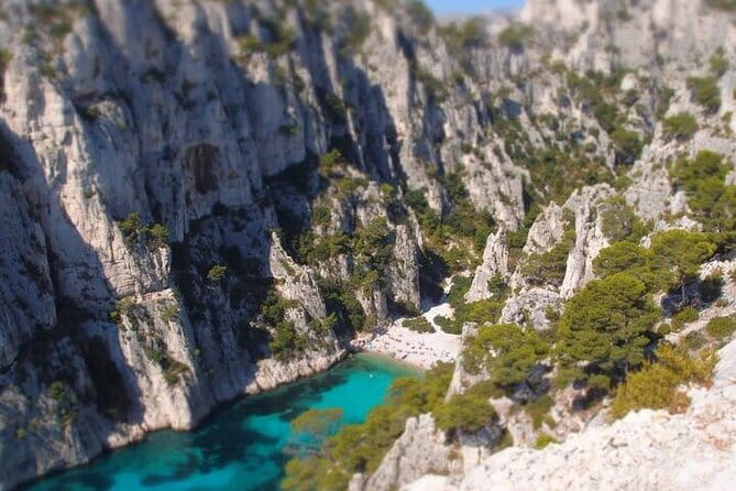 Kayak guided tour with a Local, Cassis Calanques National park - Price and Logistics: What You Need to Know