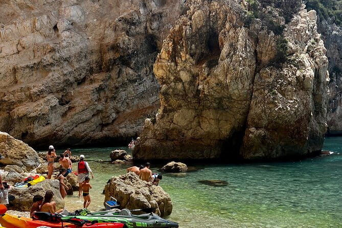 Kayak Javea Guided Cala Granadella, llop marí cave, cala en caló - Who Will Appreciate This Kayak Excursion?