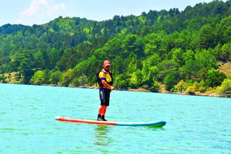 Kayak &SUP in Berat Lake, picnic lunch - The 30-Minute Scenic Drive to Mbreshtan