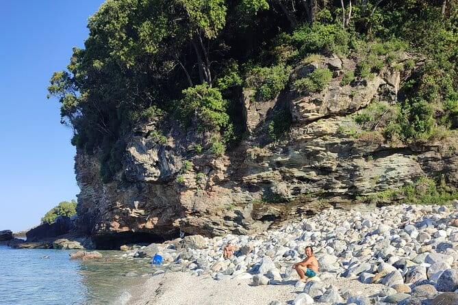 Kayaking Adventure around Pelion Coastline - An In-Depth Look at the Pelion Kayaking Experience