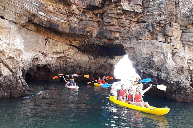 Kayaking along the Algarve Coast - Exploring the Algarve Coast by Kayak: A Detailed Look