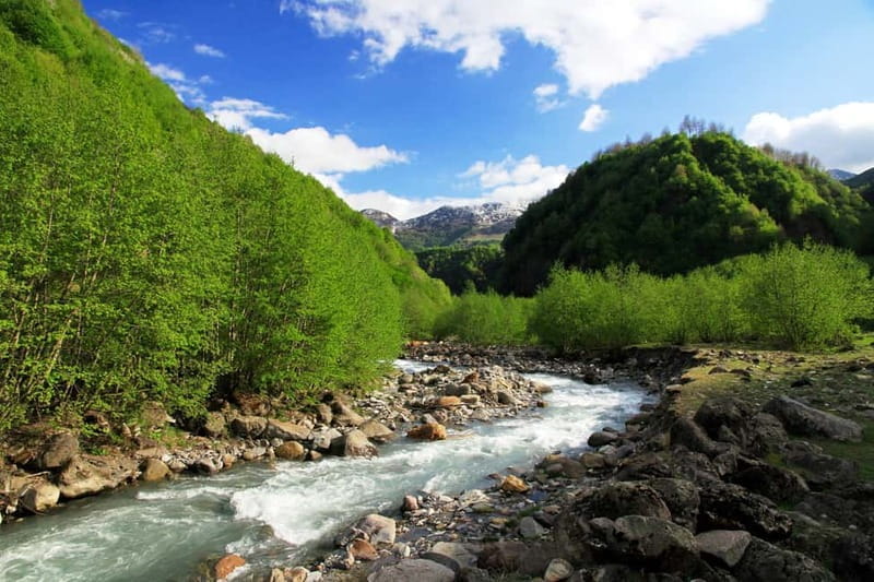 Kazbegi-Ananuri-Gergeti Private Tour - Price and Logistics