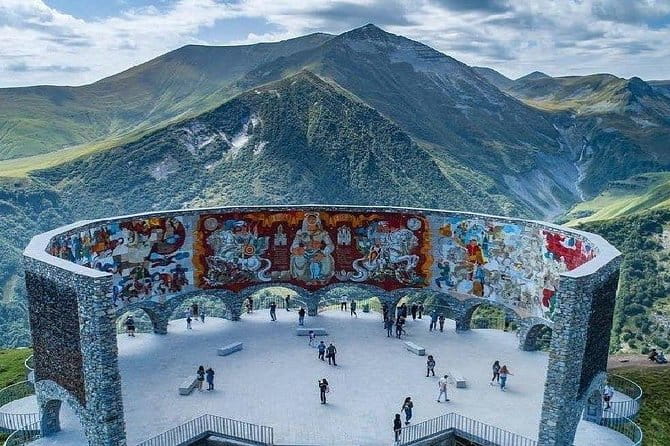 Kazbegi, Ananuri , Gudauri and Zhinvali (Group Tour) - Ananuri Fortress: A Step Back in Time