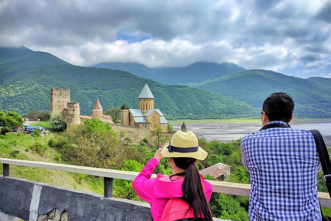 Kazbegi and Khinkali - the ultimate mountain experience tour - Key Points / Takeaways