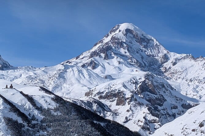 Kazbegi Gudauri and Ananuri Mountains Private Day Trip - The Friendship Monument: A Symbol of Georgian-Russian Ties