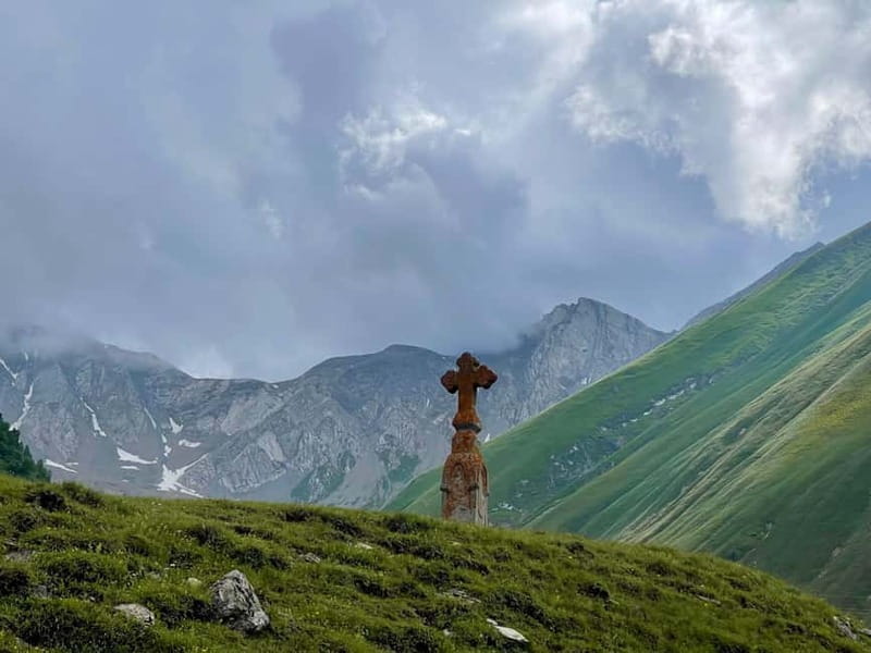 Kazbegi Region: Day Hikes - Key Points and Takeaways