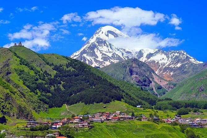 Kazbegi (stepantsminda) and Gudauri private tour - Return Journey: Relaxing Drive with Local Flavors