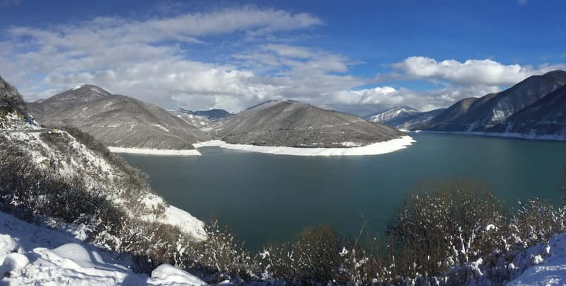 Kazbegi, Stepantsminda, and Gudauri Tour - Authentic Georgian Flavors & Optional Activities