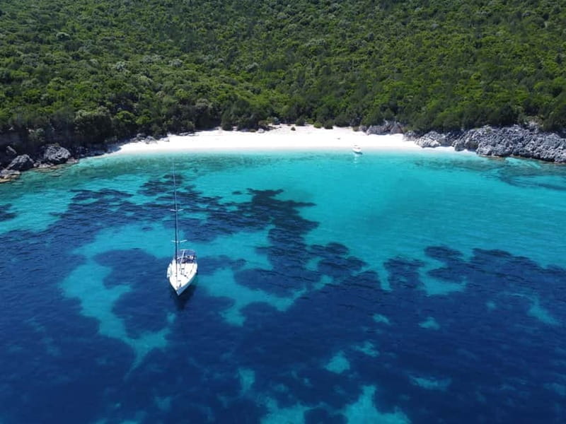 Kefalonia: Day cruise Ithaca, sailing Lunch 3 swimming spots - Key Points / Takeaways