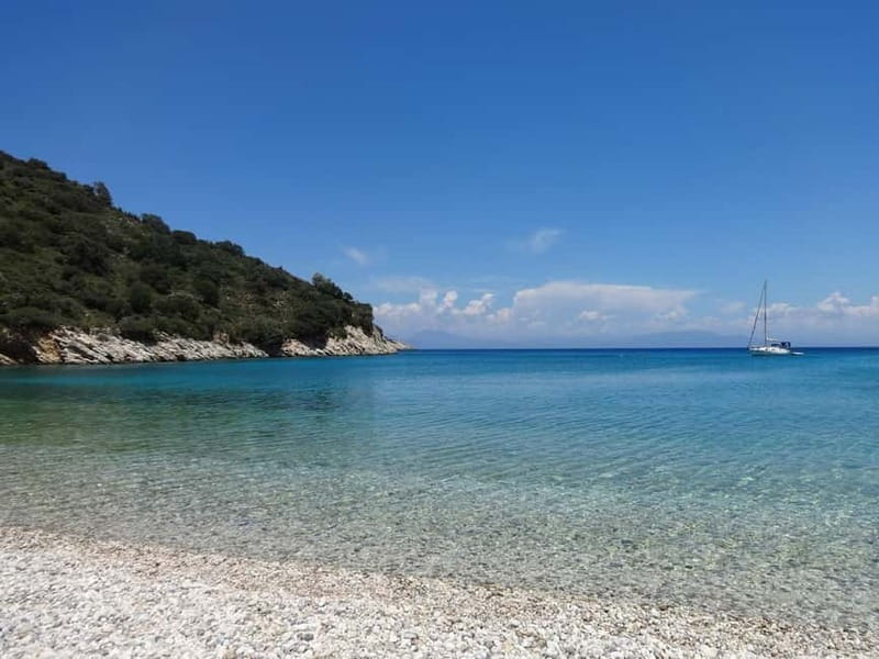 Kefalonia: Ithaca Private Day Trip with Ferry Tickets - Who is This Trip Best Suited For?