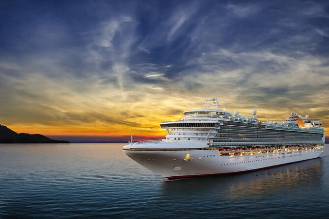 Keflavik Airport Private Transfer To/From Reykjavik cruise Ports - Key points / Takeaways