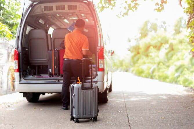 Keflavik Airport Private Transfer To/From Reykjavik cruise Ports - FAQ