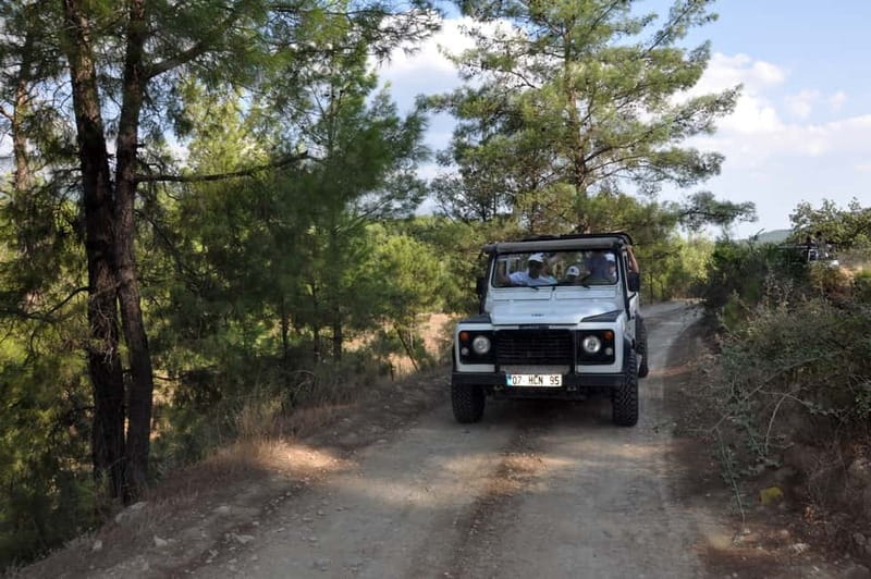 Kemer: Jeep Safari Tour with Lunch at Riverside - Refreshing Mountain Water and Scenic Stops