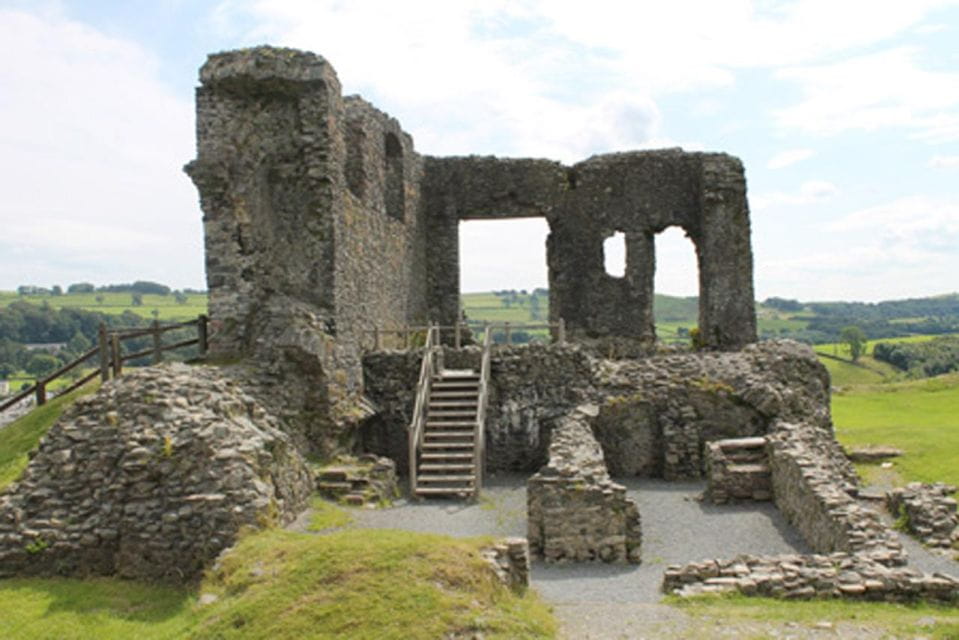 Kendal: Quirky Self-Guided Smartphone Heritage Walks - Requirements and Limitations