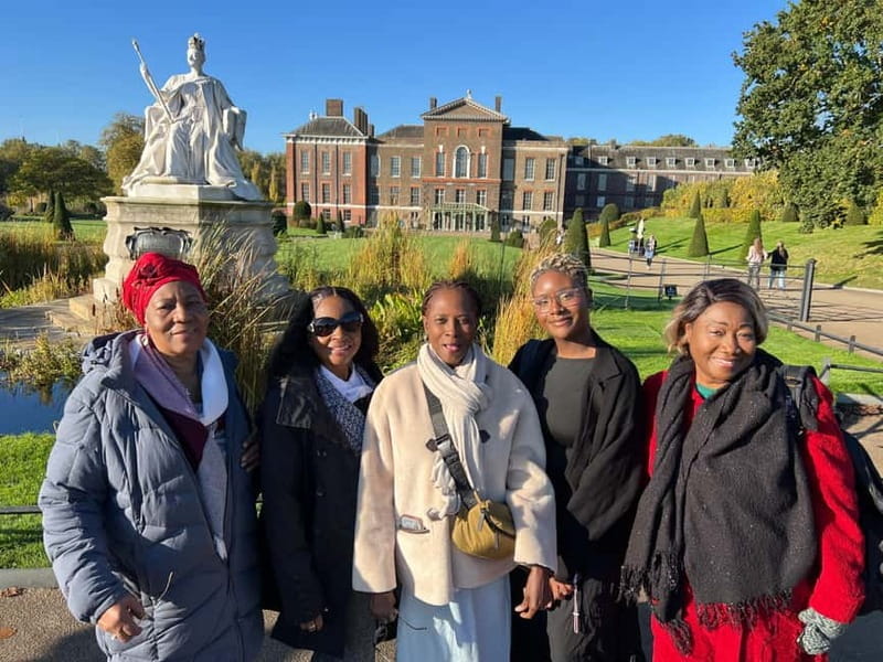 Kensington Palace: Private Guided Tour in the Afternoon - Entering Kensington Palace: What It Feels Like