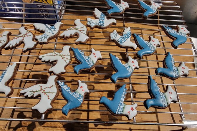 Kew Biscuit Decorating Class for Adults - Who Will Love This